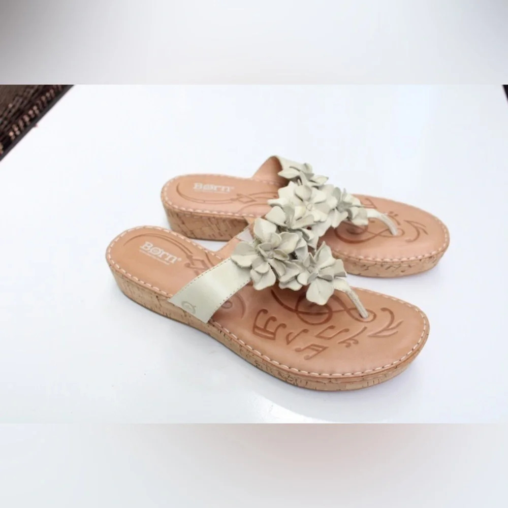 Born Women's Beige Floral Toe-Post Sandals - Picture 5 of 11